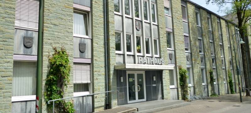 Neue Fenster für Warsteiner Rathaus