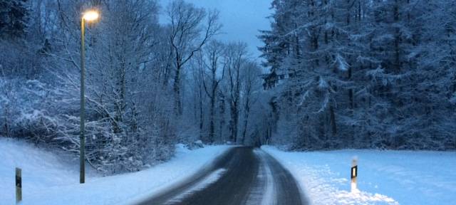 Verkehr im Schneefall