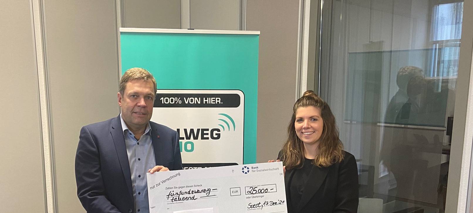 25.000 EURO Lichtblicke-Spende von Gebhardt Stahl aus Werl