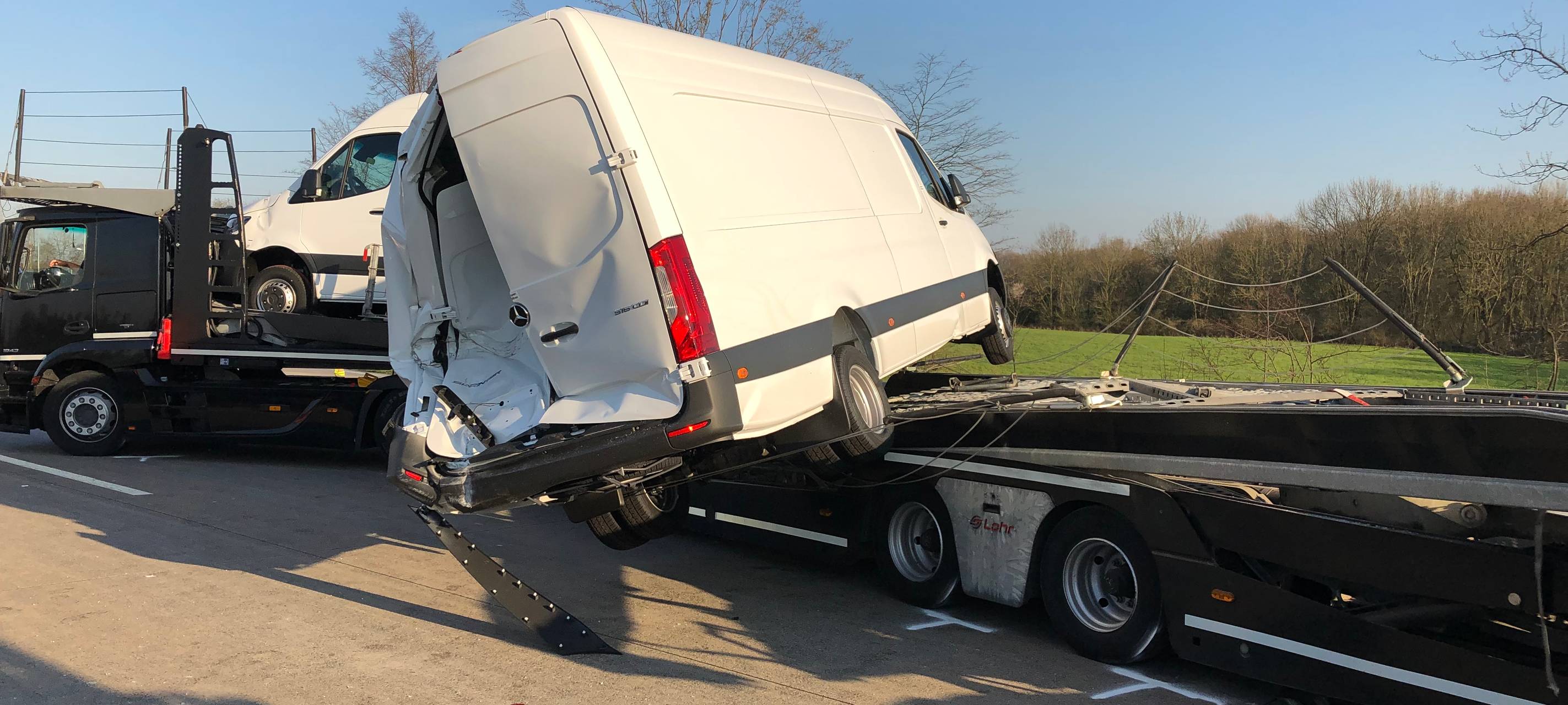 LKW-Unfall auf der A44 Richtung Kassel