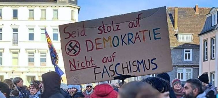 Kundgebung in Soest: Demo gegen AfD-Abend