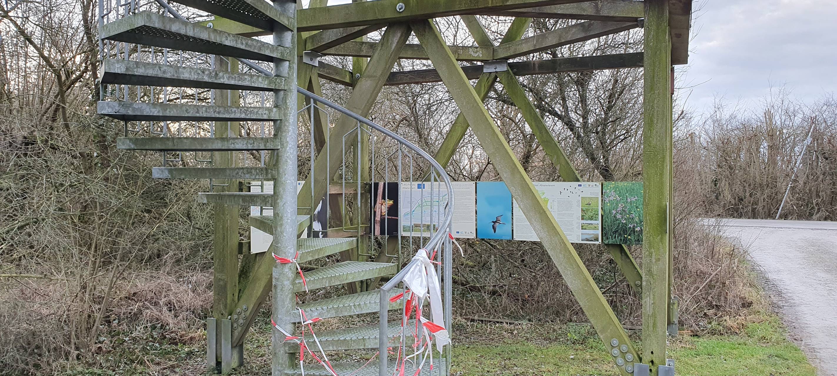 Die Bauarbeiten am Aussichtsturm in Lippetal-Wiltrop ziehen sich noch hin.