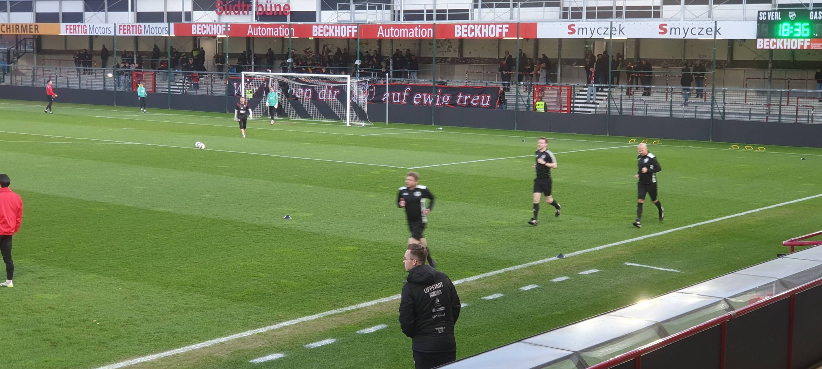 Westfalenpokal-Halbfinale zwischen dem SC Verl und dem SV Lippstadt in der Saison 2023/24.