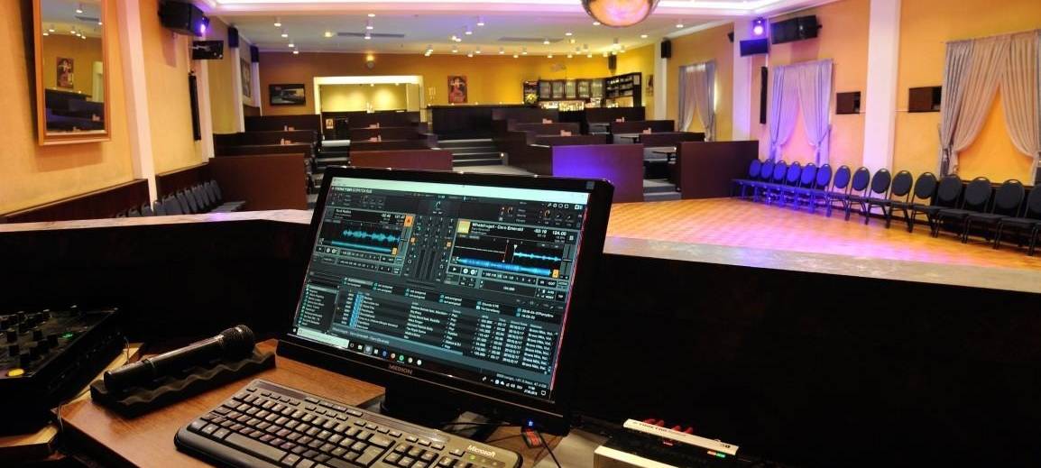 Tanzsaal der Tanzschule Stüwe-Weißenberg in Lippstadt.