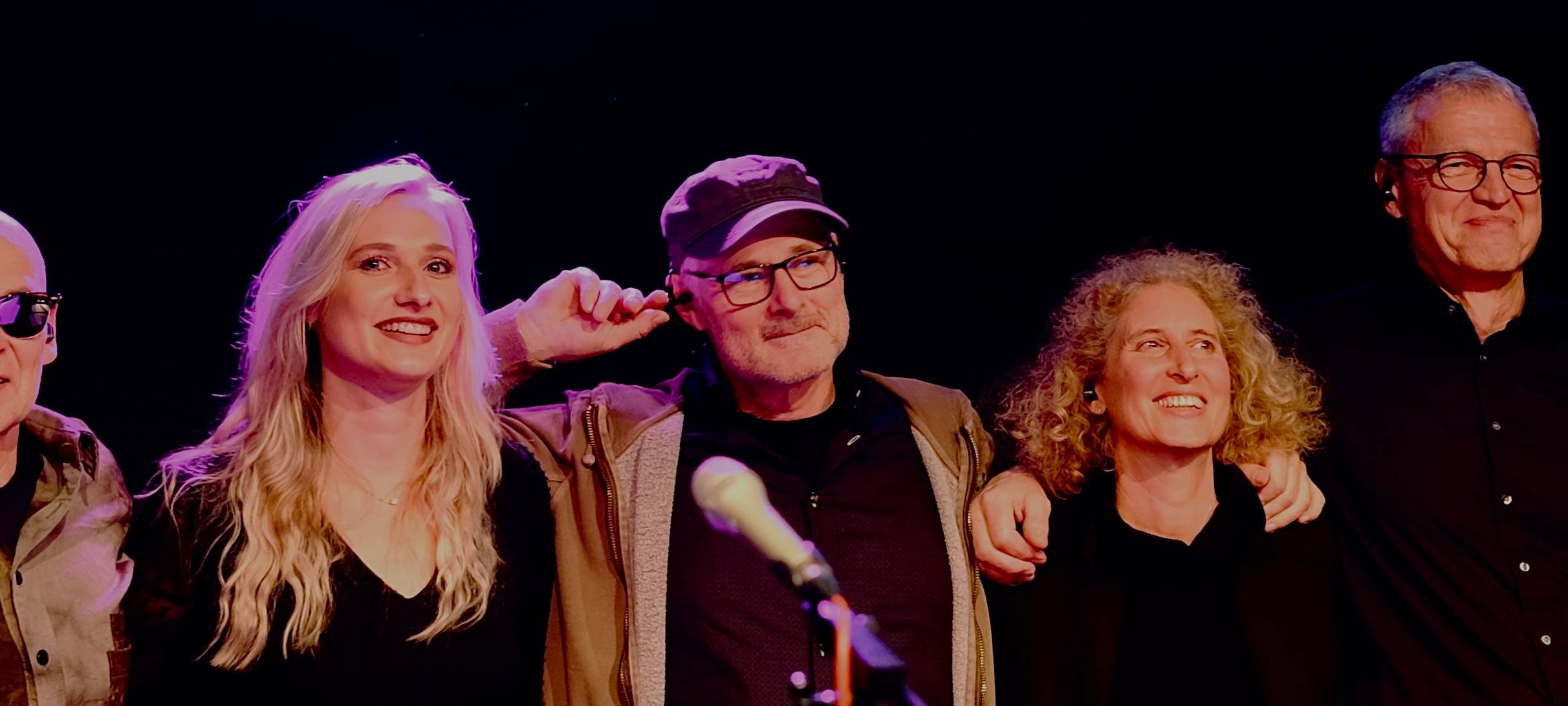 SCHÖNE TÖNE LIVE präsentiert: GOOD WOOD