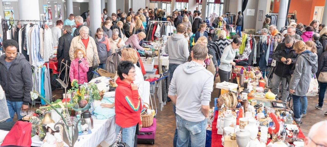 Hallentrödel in der Soester Stadthalle